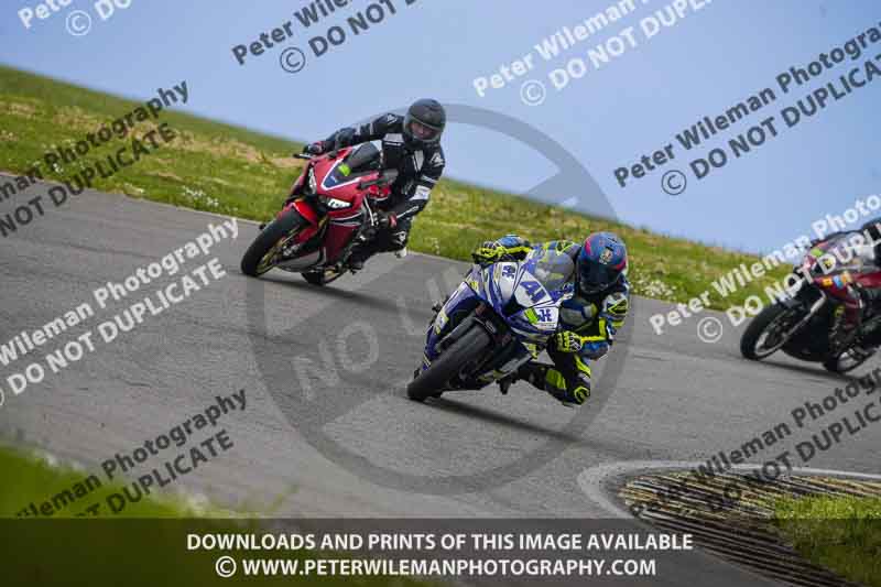 anglesey no limits trackday;anglesey photographs;anglesey trackday photographs;enduro digital images;event digital images;eventdigitalimages;no limits trackdays;peter wileman photography;racing digital images;trac mon;trackday digital images;trackday photos;ty croes